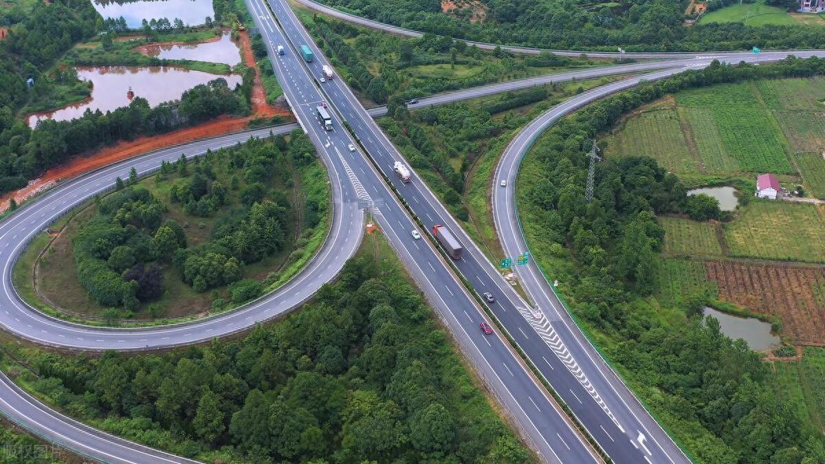高速公路实现多机房动力环境监控的集中管理